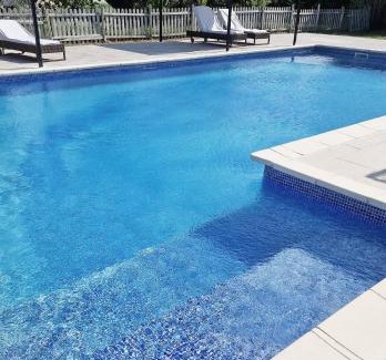 Rochefort-du-Gard Apartment | Chambre cosy avec terrasse sur la colline boisée, parking privé, jardin, calme, climatisation, 10 mn pont du Gard num7