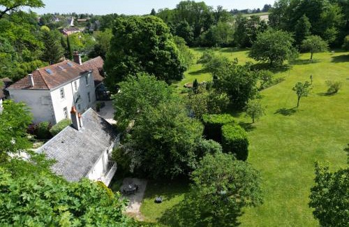 Civray-de-Touraine Bed & Breakfast | chambre d'hôtes La Marmittiére