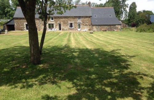 Roz-Landrieux Bed & Breakfast | Chambre d'hôtes La Haie