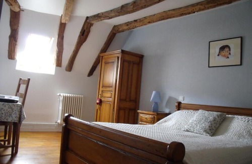 Salers Bed & Breakfast | Chambre d'Hôtes La Maison de Barrouze