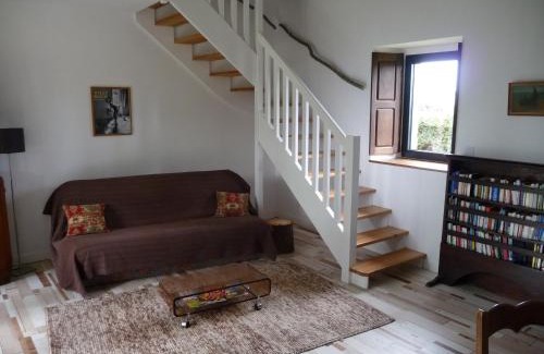 Le Ru Bed & Breakfast | Chambre d'hôtes Suite 53m2 ou Caravane vintage avec cuisine et salle de bains privées, B&B 53m2 Suite or Vintage caravan with private kitchen and bathroom