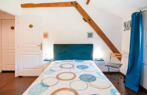 Mauleon-d'Armagnac Bed & Breakfast | Chambre d’hôtes Chêne with Air Conditioning – Serenity, Nature and Well-being in Gascony