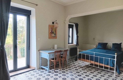 Saint-Andre-de-Sangonis Bed & Breakfast | Chambres Dhôtes "123 Soleil" Avec Piscine Pour 8 au Cœur de L'hérault!