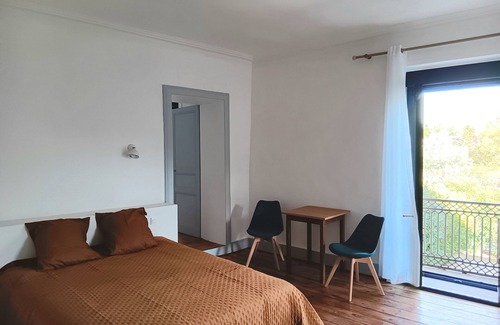 Saint-Andre-de-Sangonis Bed & Breakfast | Chambres Dhôtes "123 Soleil" Avec Piscine Pour 8 au Cœur de L'hérault!