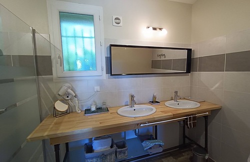 Murs House | Chambre Gordes Luberon