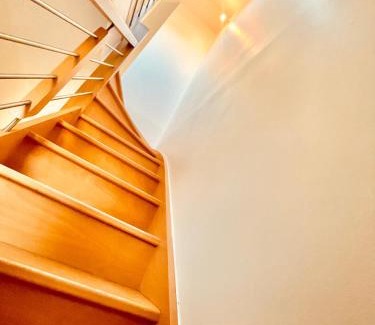 Le Blanc-Mesnil House | Chambre hotes moderne Parc des expositions Bourget Villepinte avec jardin et ambiance calme