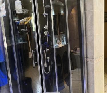 Notre-Dame-de-Sanilhac House | Chambre meublée avec vue panoramique à Périgueux