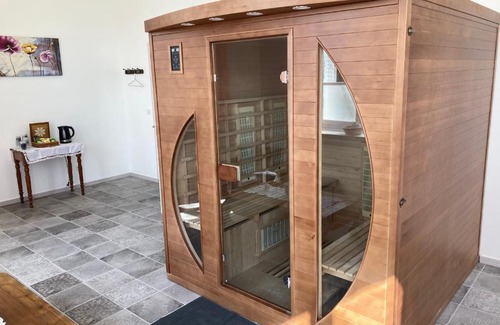 Chazemais House | chambre romantique dans le château de la Bouchatte