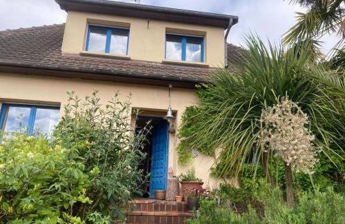 Mondeville Bed & Breakfast | Chambre spacieuse et lumineuse