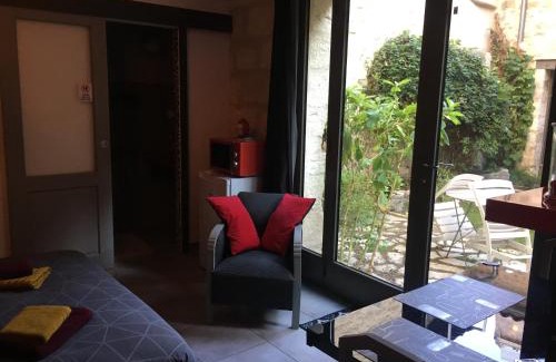 Avignon City Centre House | Chambre sur jardin secret - Avignon Centre - Climatisée