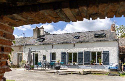 Bouzille Bed & Breakfast | Chambres d'hôtes, table d'hôtes des Reinières proche La Loire à Vélo, 3 chambres 7 couchages