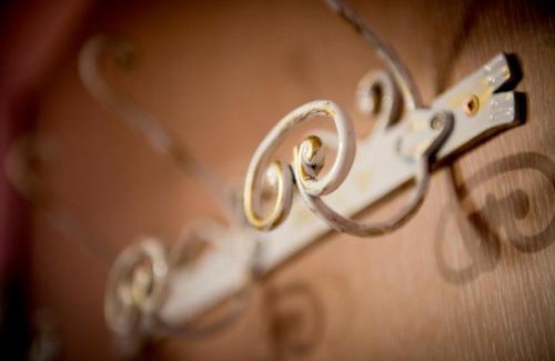 Ay Bed & Breakfast | Champagne Domaine Sacret - AY