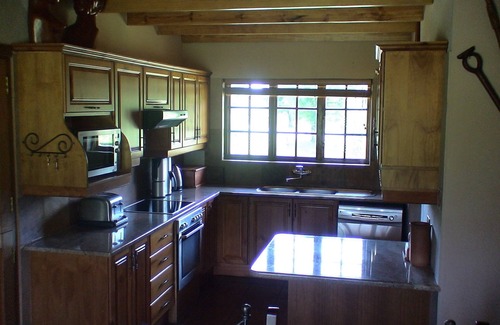 Cathkin Park Cottage | Champagne Haven