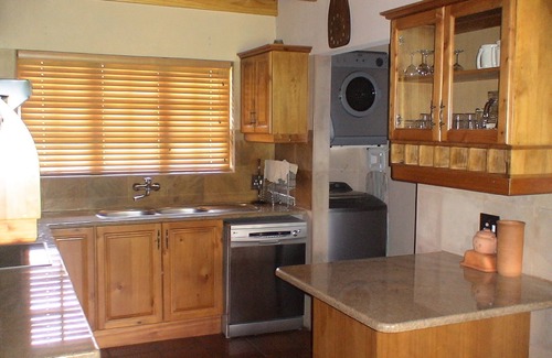 Cathkin Park Cottage | Champagne Haven