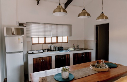 Oudtshoorn House | Chandelier Game Lodge