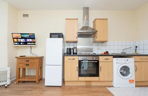 Eastleigh Apartment | Chandlers Ford -1bedroom with free parking