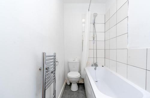 Eastleigh Apartment | Chandlers Ford -1bedroom with free parking