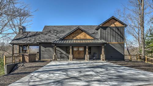 Mineral Bluff House | Changes In Altitude