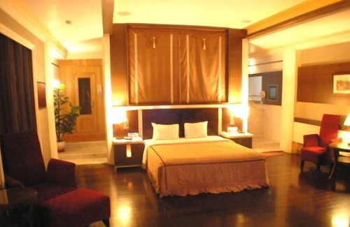 East District Hotel | Changsing Business Motel