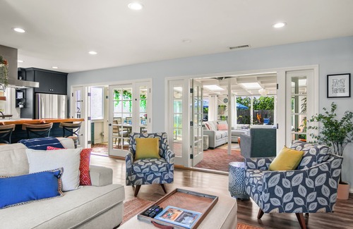 Ventura House | Channel House - Midtown: A/C, Sunroom, and Guest Cottage. Close to everything!