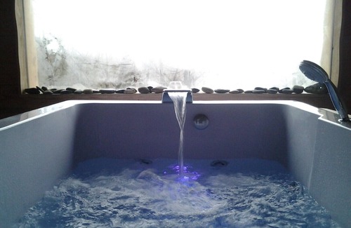 Pons Cabin | Chant de la nature double cabin with balneotherapy spa