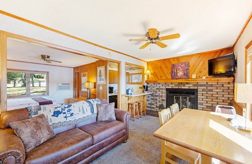 Eagle River House | Chanticleer Inn Villa 6