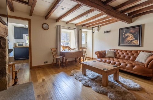 Hawes Cottage | Chapel Cottage - with Log Burner
