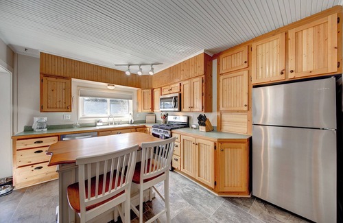 Estes Park House | Chapin Ln - Near Downtown/Pets Welcome!