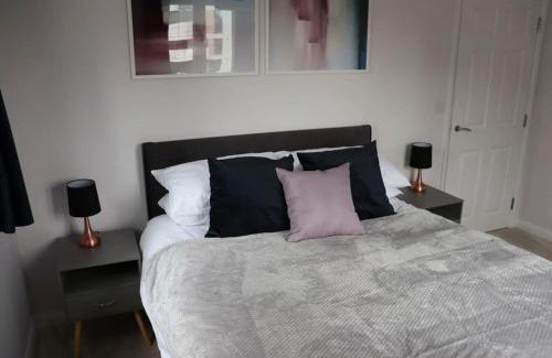 Rushmoor District Apartment | Chapter House
