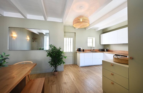 Saint-Clement-des-Baleines House | Charming house in the heart of Saint-Clément