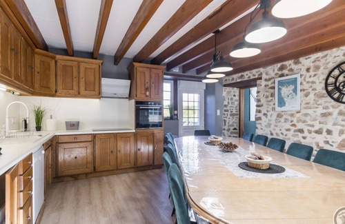 Saint-Germain-de-Tournebut Cottage | Charming house in nature with private spa and garden