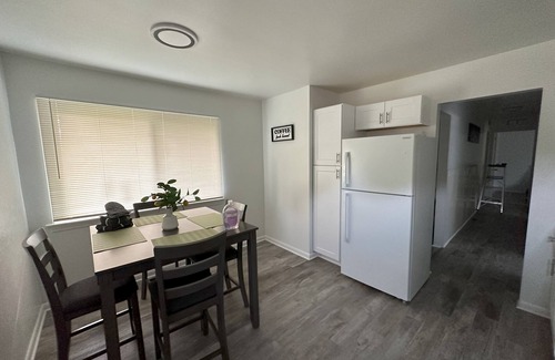 Belleville Apartment | Charming Retreat Near Belleville Lake – Cozy Home with Spacious Backyard