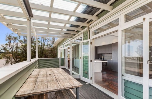 Greenlane - Ellerslie House | Character-Filled Home w/Parking