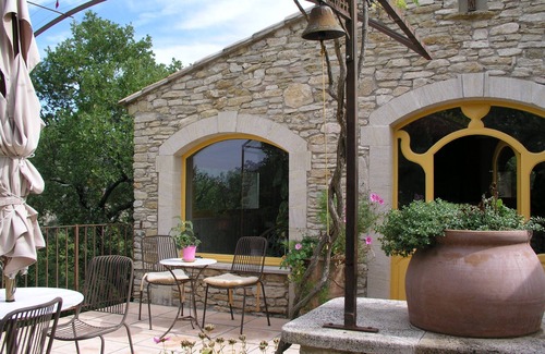 La Roque-sur-Pernes House | Character house with swimming pool set in Provencal garrigue.