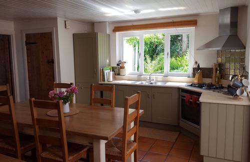 St Brides House | Characterful 5 bedroom, spacious and light coastal house in Marloes, Pembs