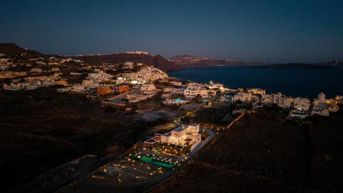 Oia Villa | Charisma Estate