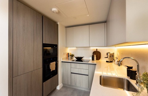 Nine Elms Apartment | Charles Hope London Battersea