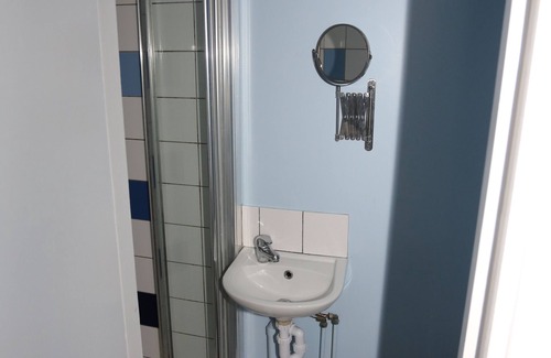 St. George's Hotel | Charlie Hotel