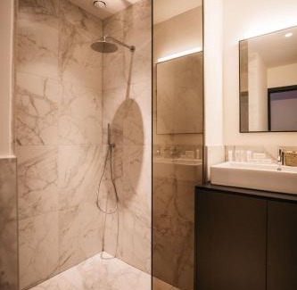 South Antwerp Apartment | Charlie's Bed & Breakfast