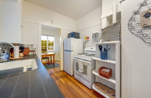 West University House | Charm/ 1 BR 1 BA/ Near 4th Ave/Walk to U of A