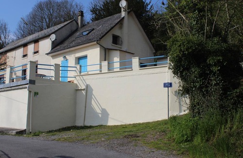 Lesquielles-Saint-Germain Cottage | Charming cottage with terrace near village