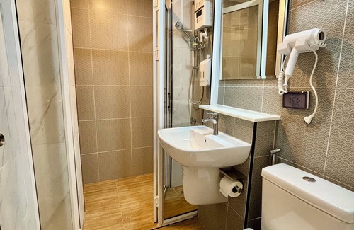 Jomtien Hotel | Charm Hostel at Pratumnak