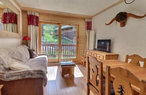 Meribel-Mottaret Apartment | Charmant 2 pièces rénové, skis aux pieds, 3* pour 4 pers, non-fumeur - FR-1-182-242