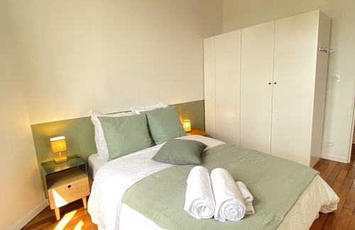 Houilles Apartment | Charmant 3 Pièces à Proximité Immédiate de la Defense RER A