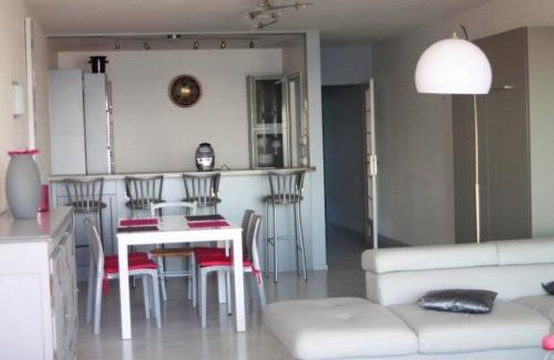 La Baule-Escoublac Apartment | Charmant appartement à La Baule 67 m² vue jardin et mer