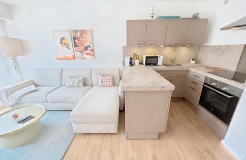 Deauville City Centre Apartment | Charmant Appartement au Cœur de Deauville avec Balcon et plage à 10 min à Pied