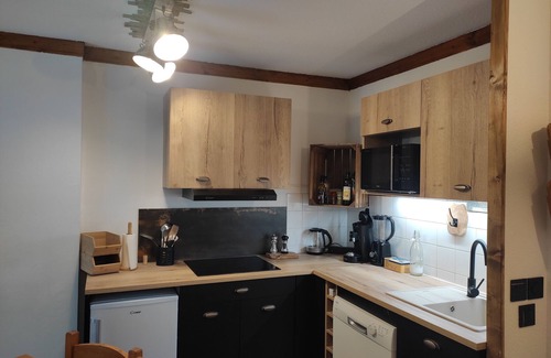 Valfrejus Apartment | Charmant Appartement Avec Casier à ski Bord de Piste Chalet Thabor
