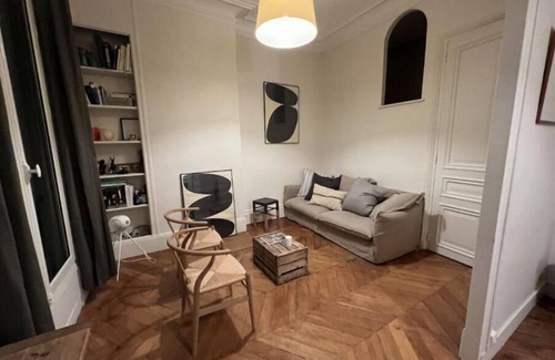 Latin Apartment | Charmant Appartement Parisien