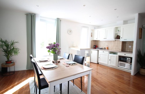 Groslay Apartment | Charmant Duplex à 15min de Paris ! Lumineux - Calme - Coworking - Centre Ville