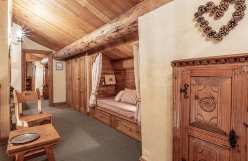 Val-d'Isere Apartment | Charmant Duplex Montagnard, 4 Pièces + Alcôve, Proche des Pistes à Val-d'Isère - FR-1-694-97